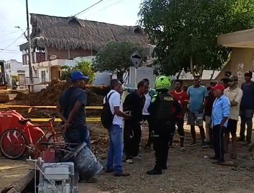 Protestan en Momil por atrasos en el Plan Maestro de Alcantarillado