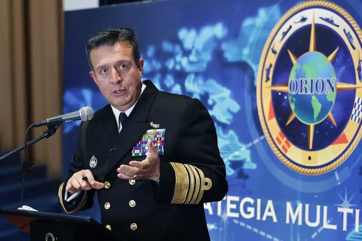 Petro desmintió la renuncia del comandante general de las Fuerzas Militares