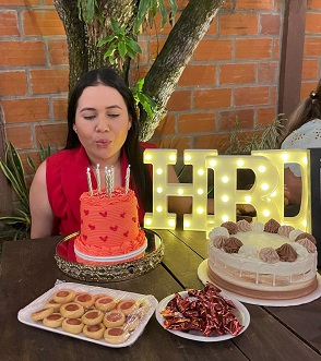 Sociales:Sopla las velas que la vida sigue