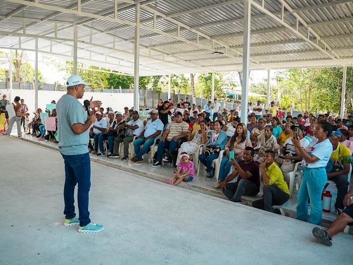 Alcalde Yahir Acuña logró acuerdos  con Cooaguas y puso fin a protestas