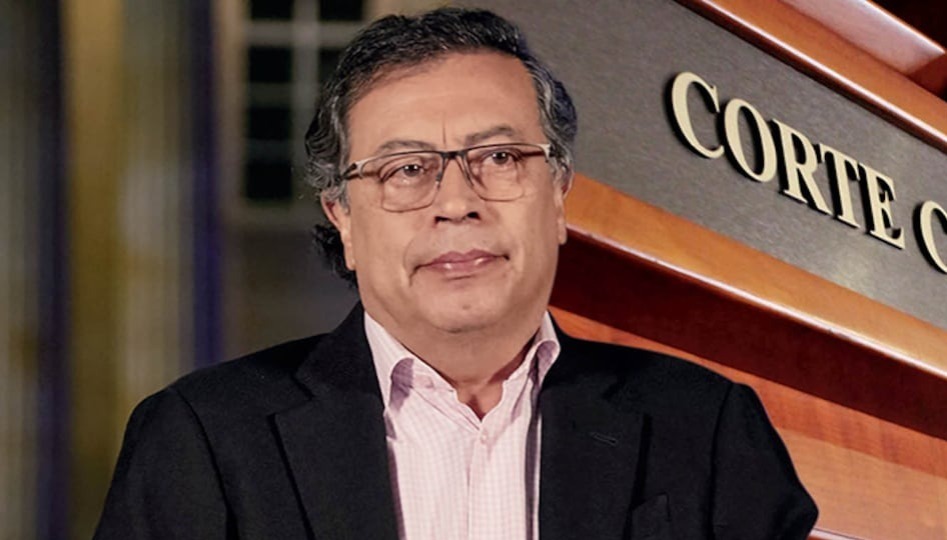 Petro culpó a otros y varios le respondieron