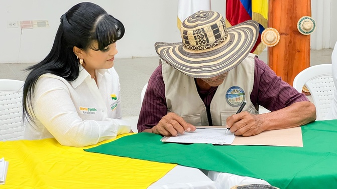 Posesionan a seis capitanes indígenas