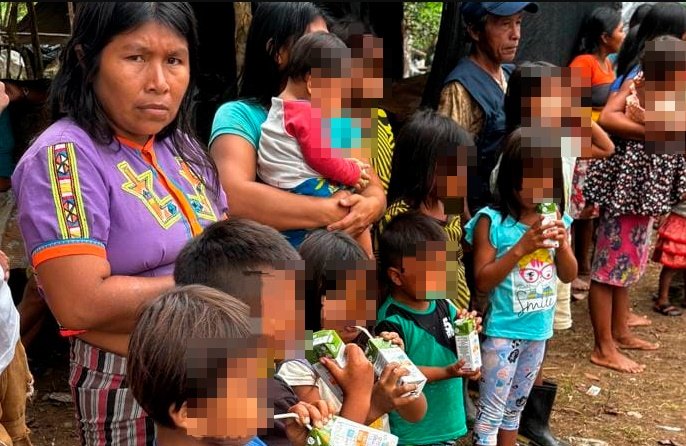 Familias indígenas desplazadas en Tierralta son atendidas por el Icbf
