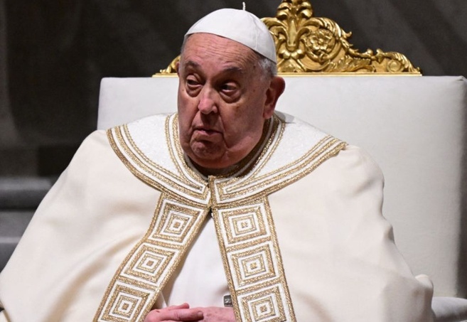 Papa Francisco sufrió "dos episodios de insuficiencia respiratoria aguda"