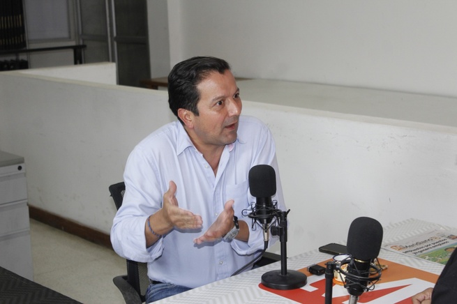 "Claudia López y Petro son lo mismo"
