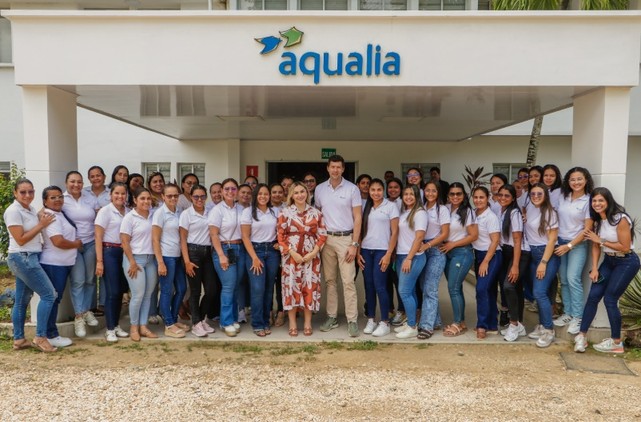 Aqualia emplea a 65 mujeres cordobesas, tendiéndole la mano a la igualdad