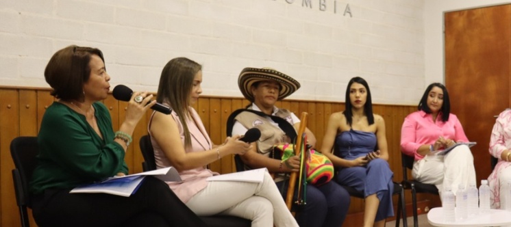 Mujeres cordobesas hablaron sobre su papel en el ámbito laboral y social
