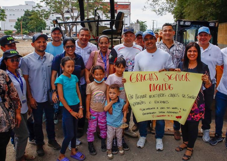 Inicia la pavimentación del barrio Buenavista