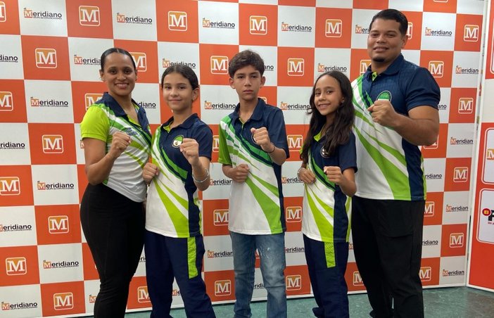 Karatecas sucreños van por más medallas al Nacional