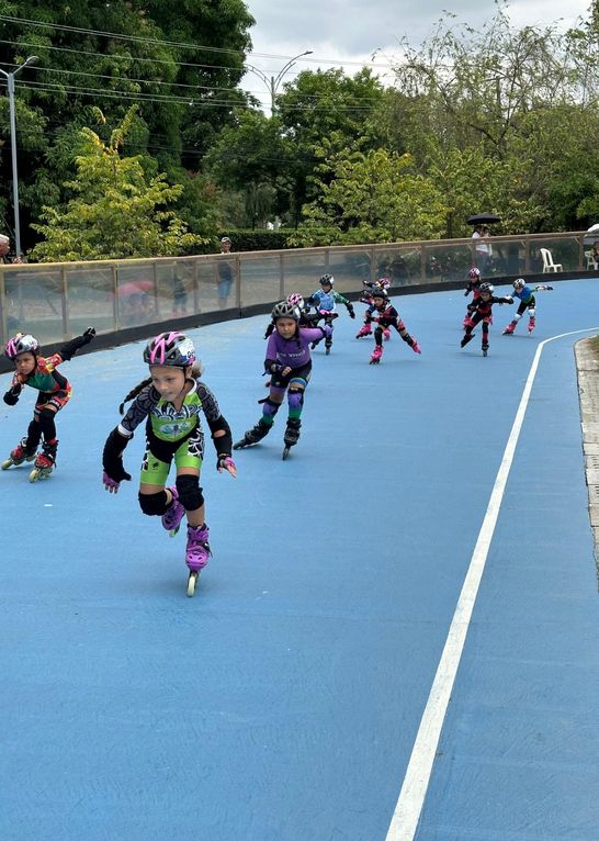 Córdoba y Sucre sobre ruedas en el Festival de Patinaje
