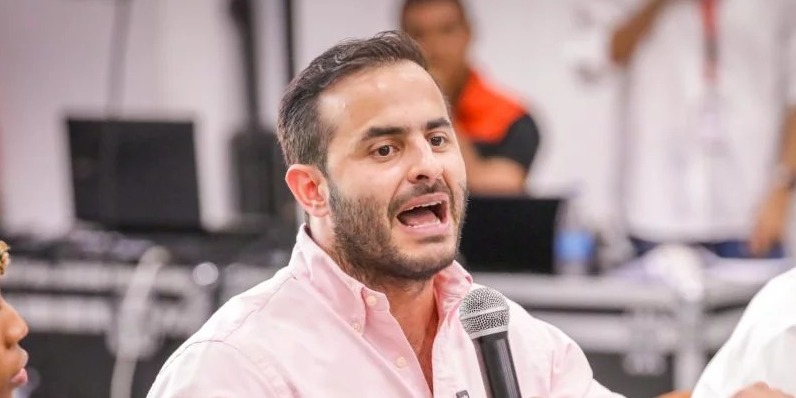 Gobernador de Córdoba anuncia modernización del tránsito en el departamento