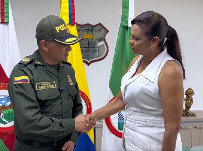 Gobernadora y comandante de la Policía coordinan acciones por la seguridad