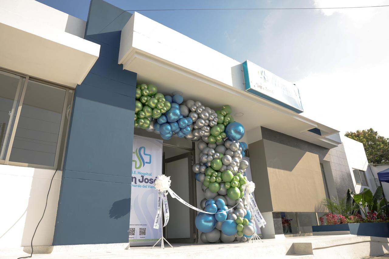 Entregan centro de salud en San Bernardo y anuncian obras
