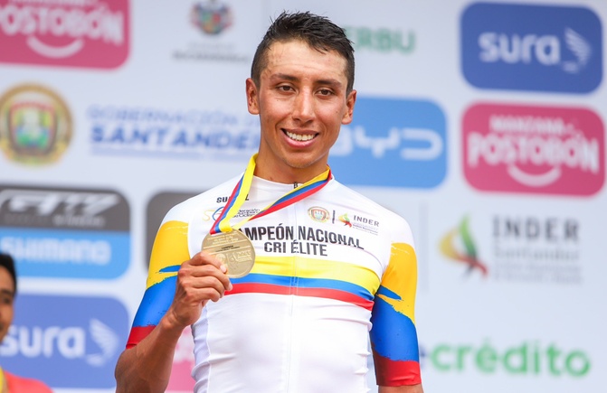 Egan Bernal vuelve a competir