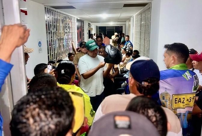 Alcalde Yahir Acuña anunció medidas para el gremio de mototaxistas