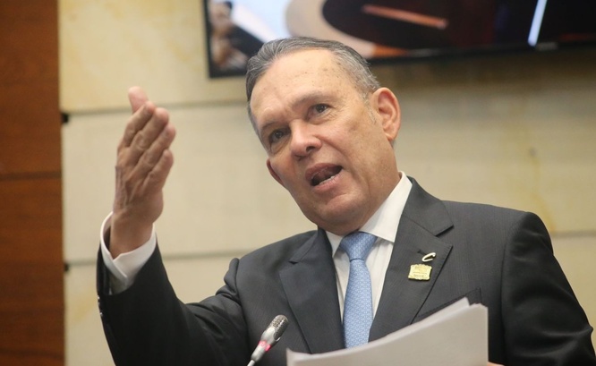 Denunciaron al presidente Petro ante la Comisión de Derechos Humanos