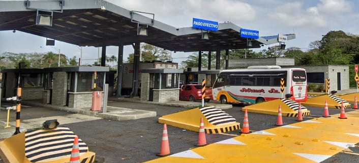 Transportadores confirman paro y bloqueos en peajes en Córdoba