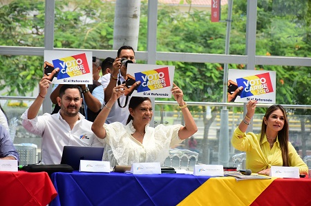 Gobernadores firmaron Manifiesto para referendo