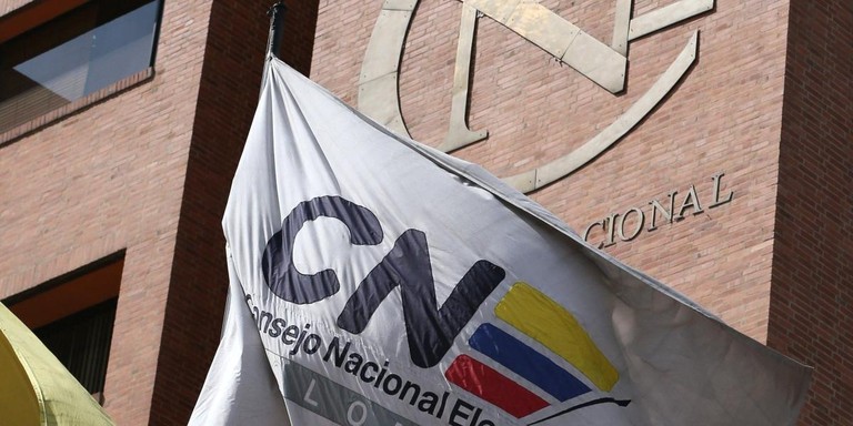 Batalla por cupo en el CNE