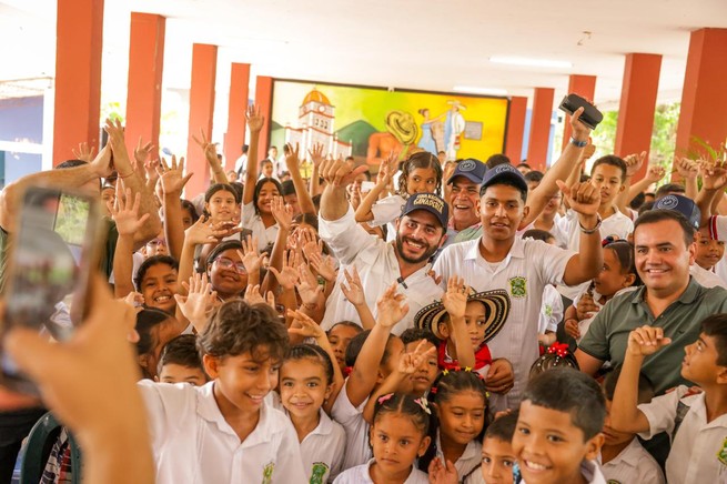 Avanza construcción y adecuación de comedores escolares en Córdoba.