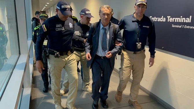 Carlos Lehder aterrizó en Colombia y fue capturado