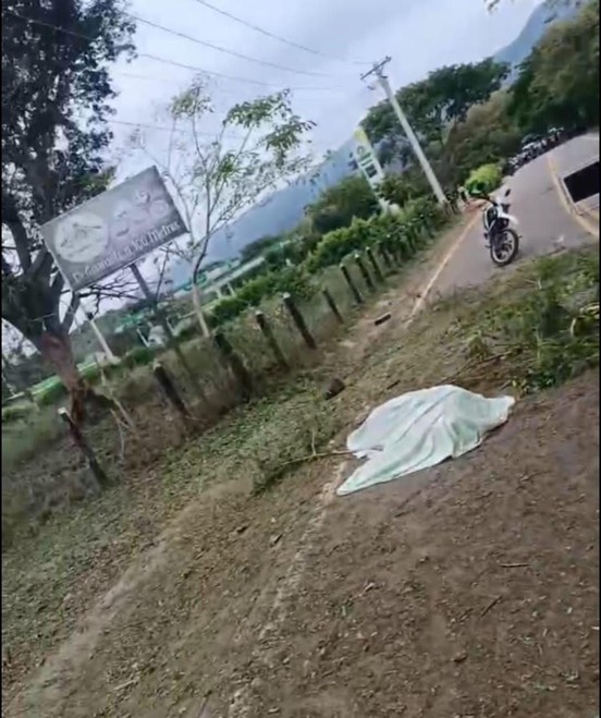 Un soldado murió y varios resultaron heridos en atentado