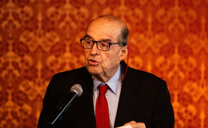 Álvaro Leyva cuestiona el liderazgo de Petro y su Gobierno