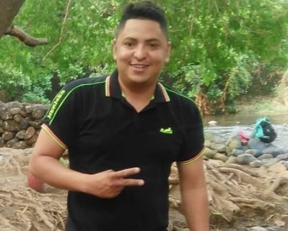 Lo encontraron ahorcado en su habitación