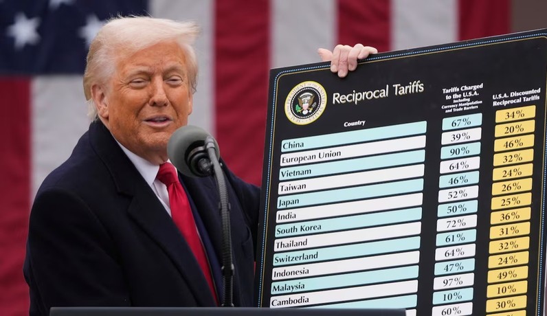 Trump impone 10% de aranceles a Colombia