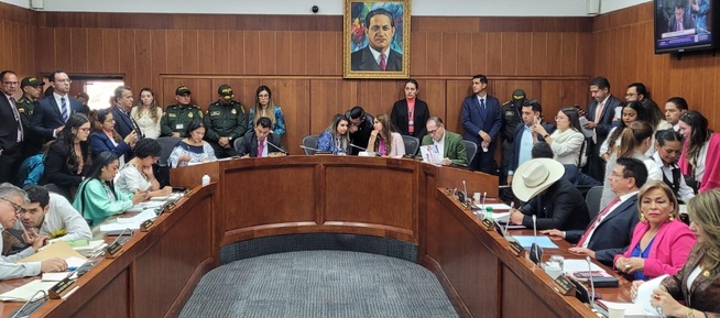 Reforma a la salud inicia trámite con escepticismo