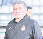 Otro técnico más para afuera