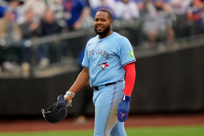 Guerrero Jr. firmó por 500 millones de dólares