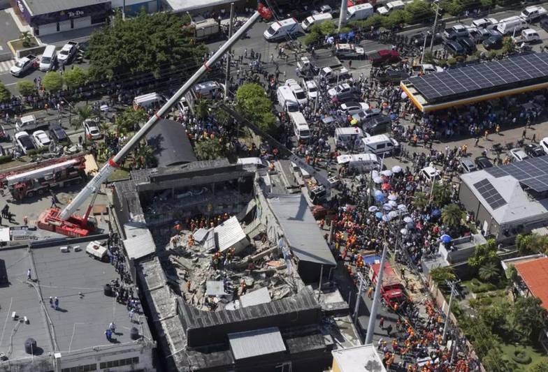 Aumentan a 216 los fallecidos en el derrumbe en República Dominicana