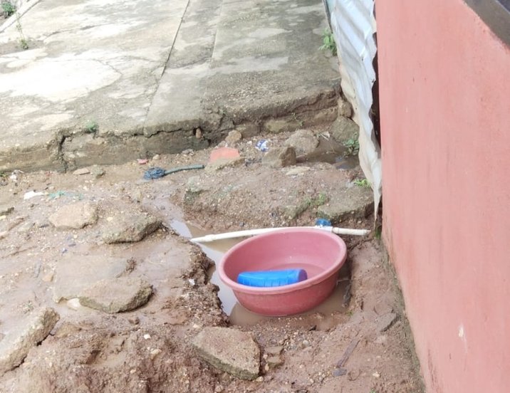 Caimiteros siguen sin el servicio de agua