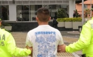 Capturan a policía cordobés por robar en el aeropuerto
