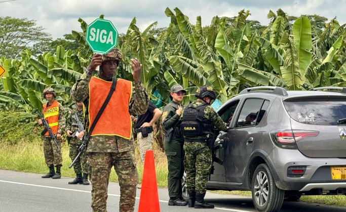 400 soldados del Ejército Nacional custodian las vías del Urabá