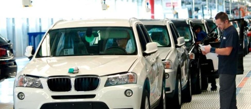 EE. UU. advierte posible suspensión de exportación de autos a Colombia