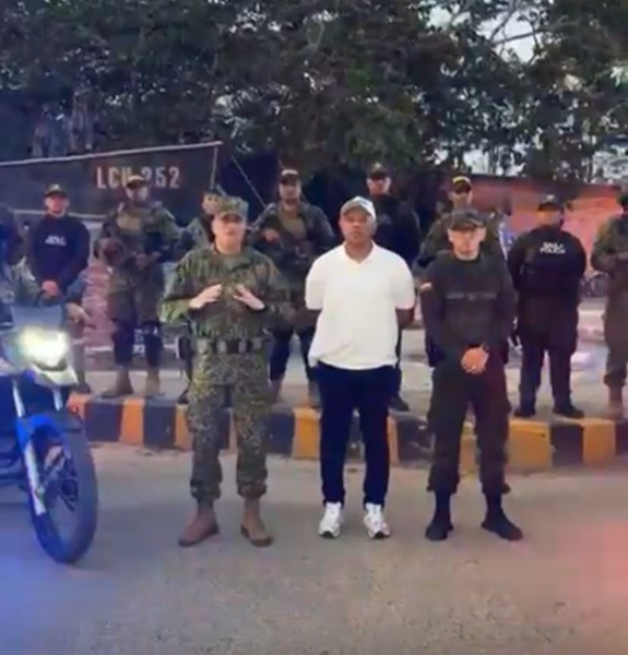 Ofrecen $100 millones por información de plan pistola