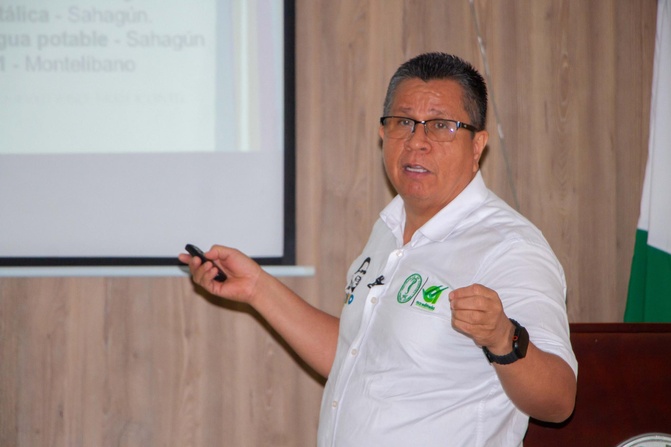 Procuraduría absolvió al rector de Unicor