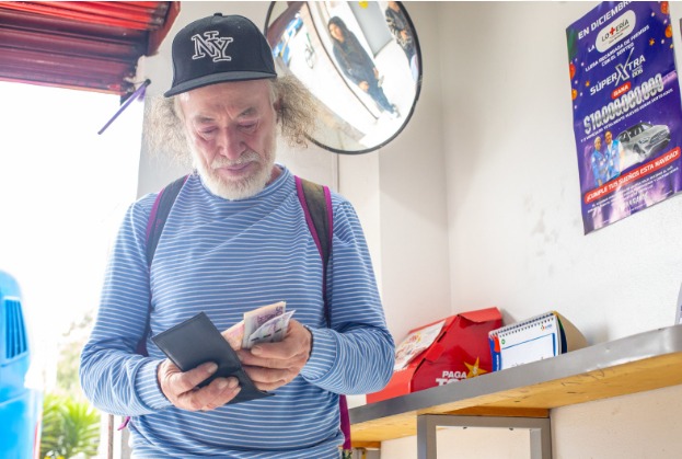 Comenzará pago al adulto mayor