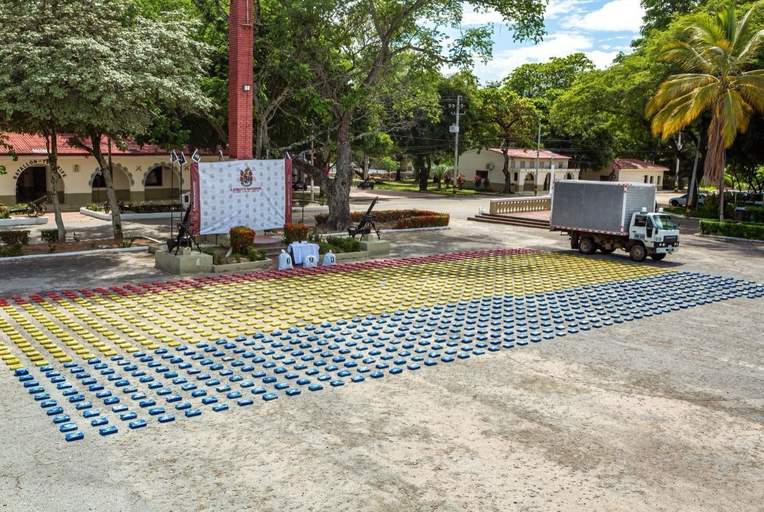 Ejército incauta cerca de dos toneladas de marihuana