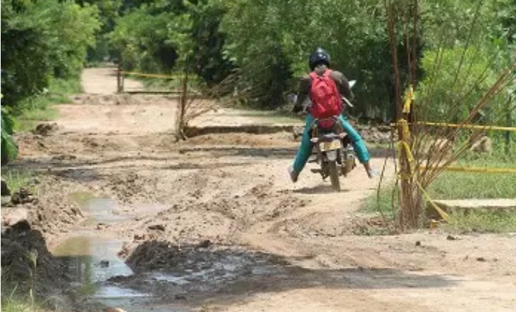 Se gastaron $30 mil millones en cinco kilómetros: Contraloría