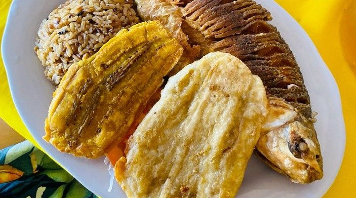 Lorica competitiva y con delicias gastronómicas