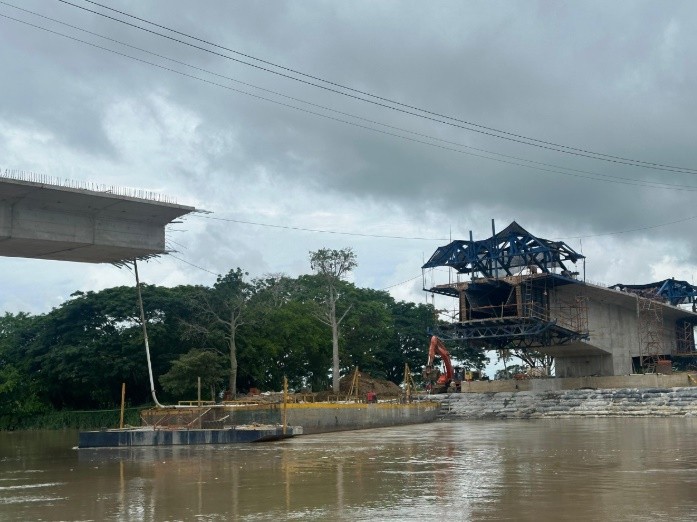 Puente Marralú avanza en un 65% en zona rural de Ayapel
