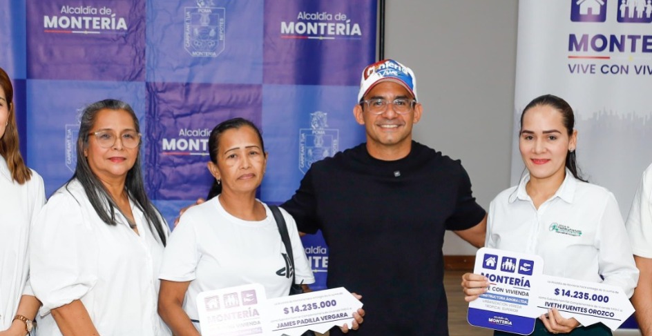 Alcaldía sigue entregando subsidios