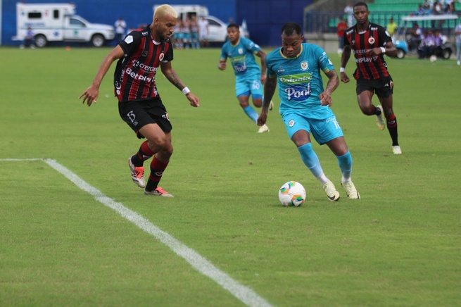 Jaguares debe sumar