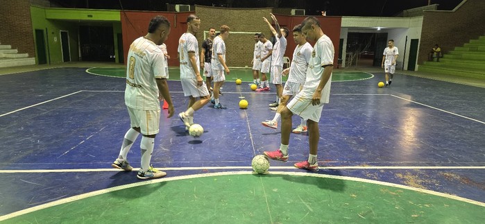 Sabaneros ganó y empató en amistosos