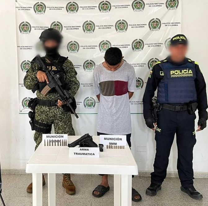 Lo sorprendieron con arma y varias municiones