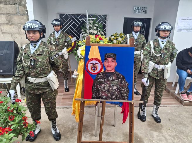 Les dieron el último adiós y los homenajearon