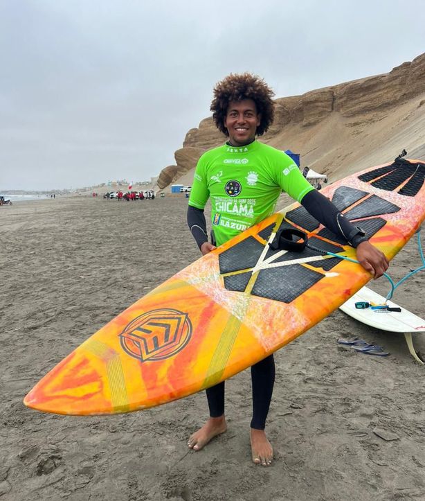 Cordobés ganó medalla de bronce para Colombia en Suramericano de surf